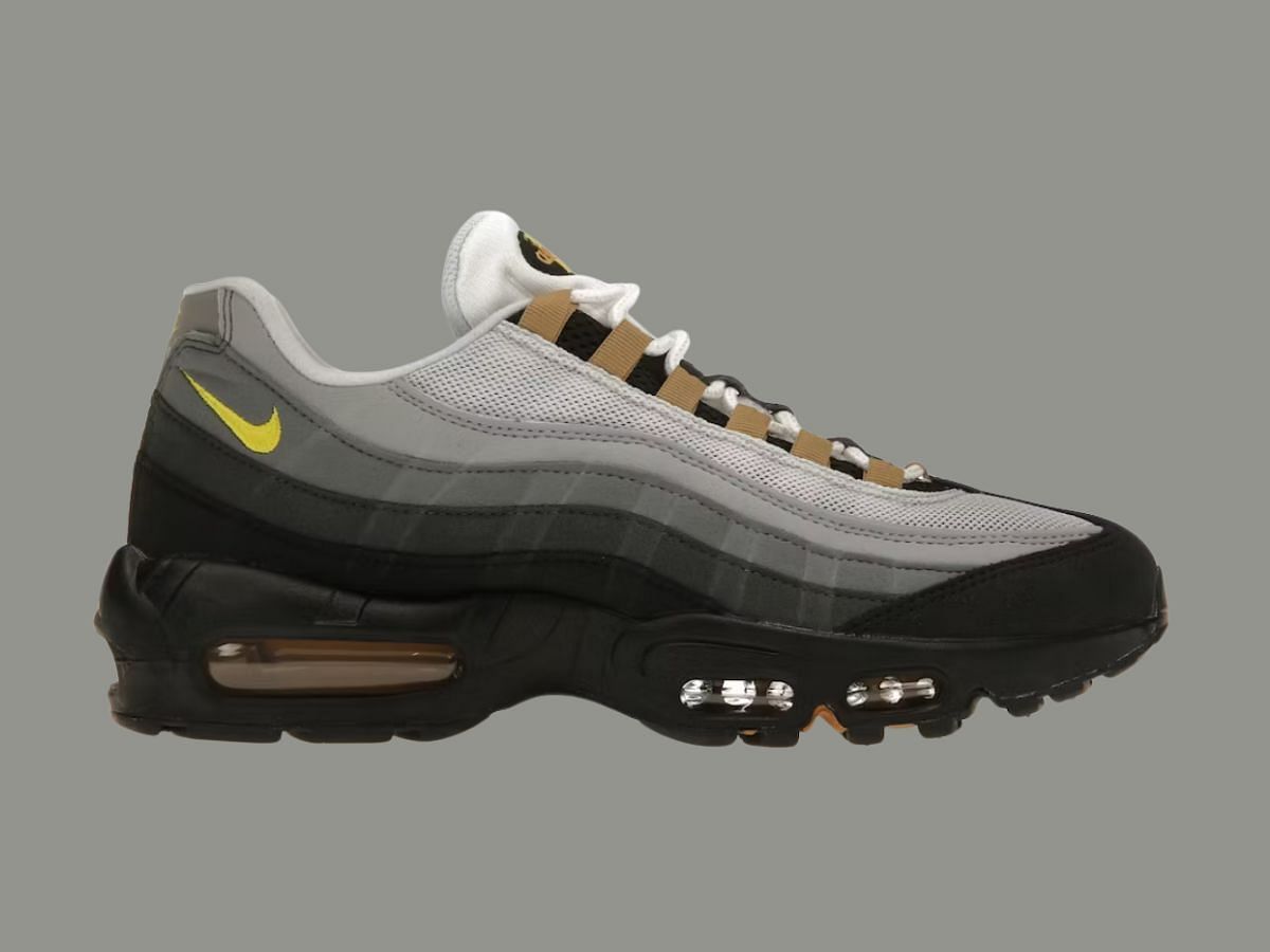 The Air Max 95 "icons yellow strike" sneakers (Image via StockX)